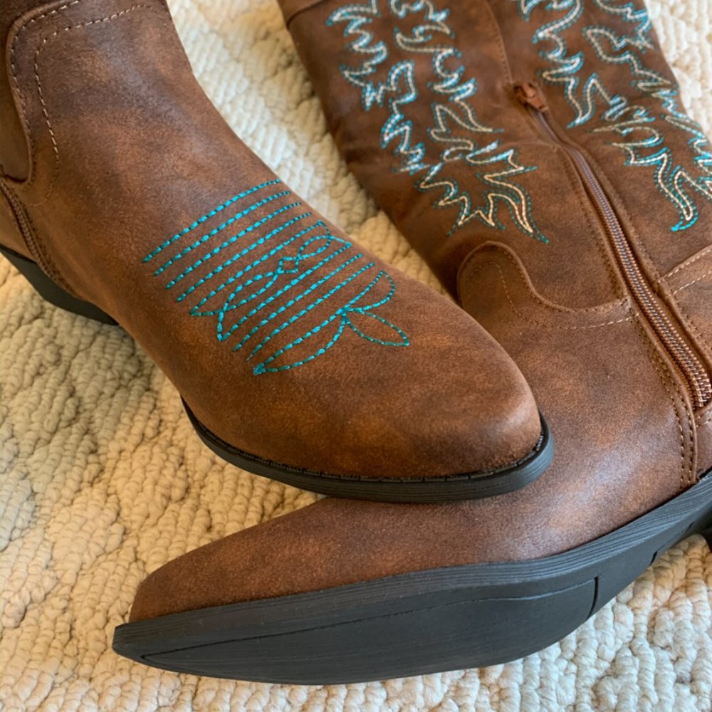 JustFab cowboy boots - New
